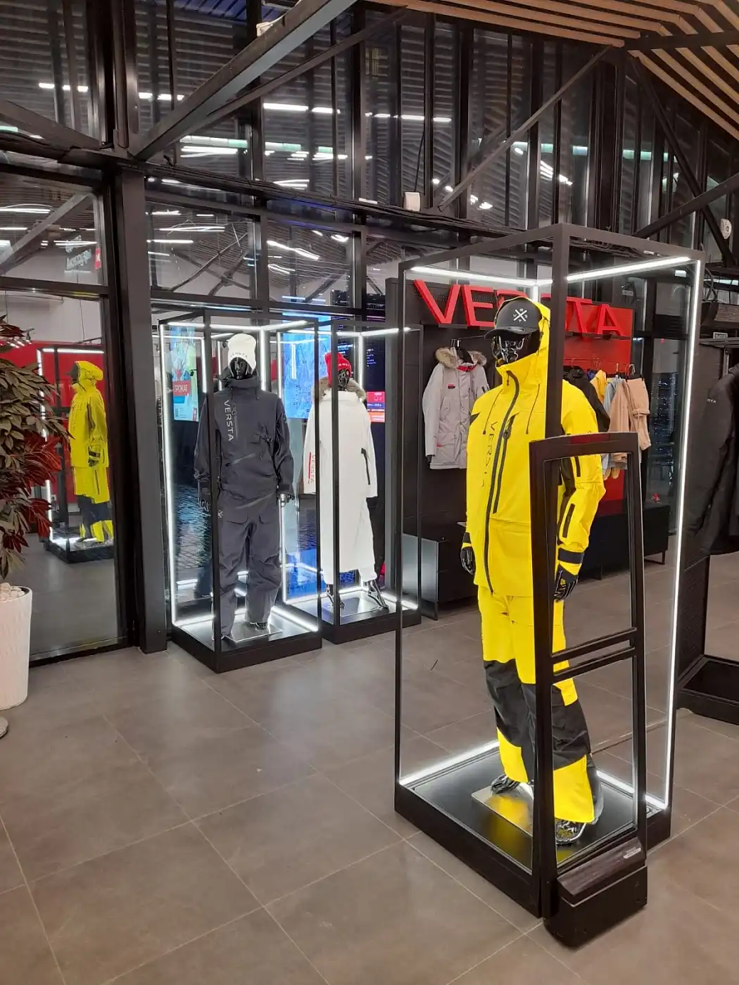 Новгородская компания VERSTA стала первым участником конкурса перспективных отечественных брендов.